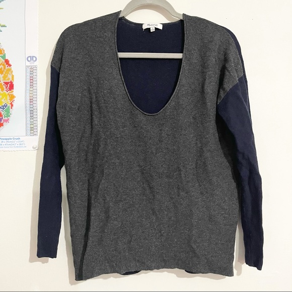 MADEWELL Soft Blue and Gray Color Block Long Sleeve Sweater Size Small - Picture 1 of 5